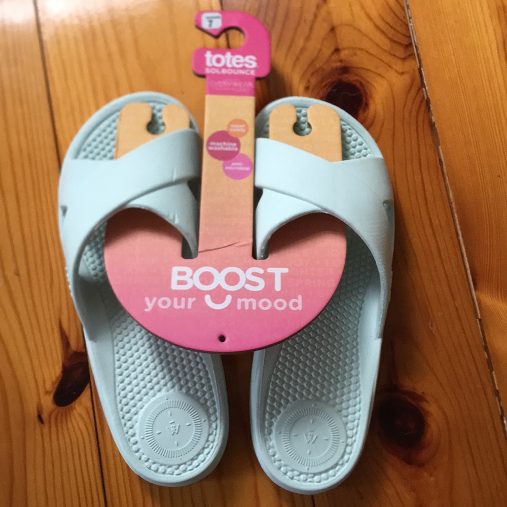 Brand new Totes slip on sandals